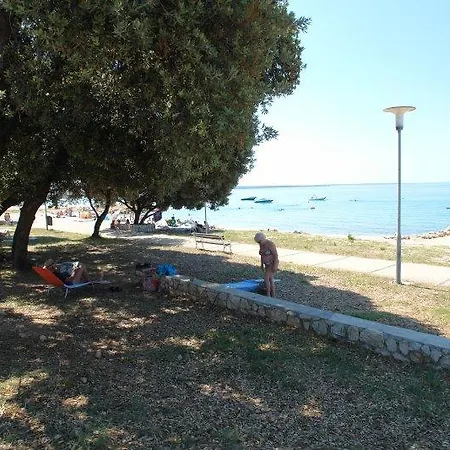 Apartman Roko Novalja Exterior photo