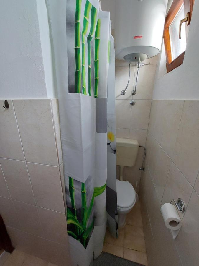 Roko Apartamento Novalja